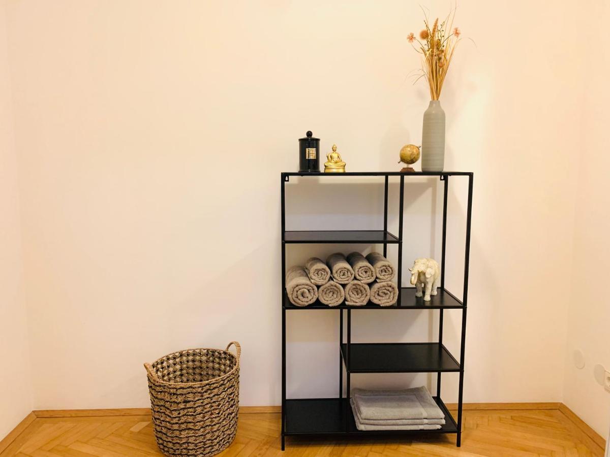 Ruhige Wohnung Im Gasometer Wien *Wifi*U3*Netflix* المظهر الخارجي الصورة