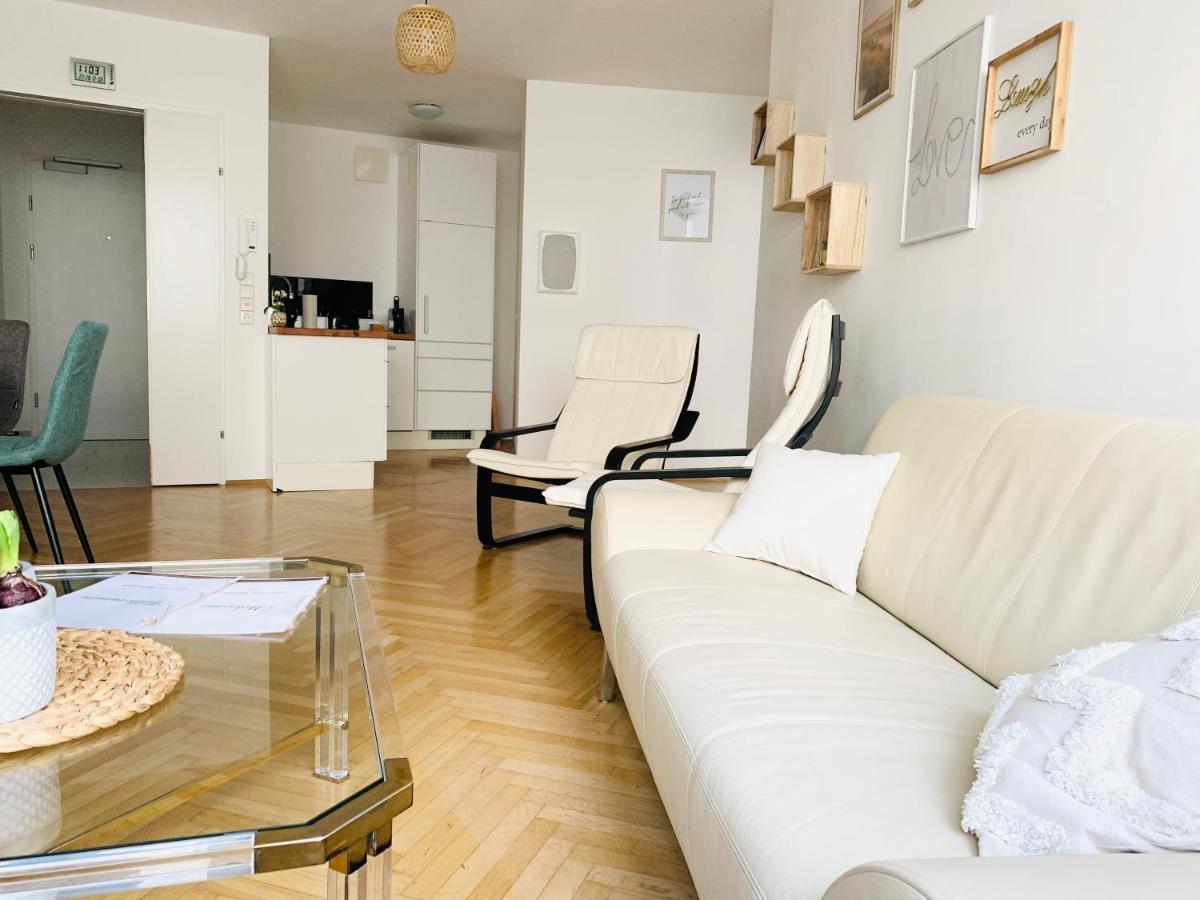 Ruhige Wohnung Im Gasometer Wien *Wifi*U3*Netflix* المظهر الخارجي الصورة